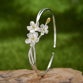 Forget Me Not Bloom Bangle