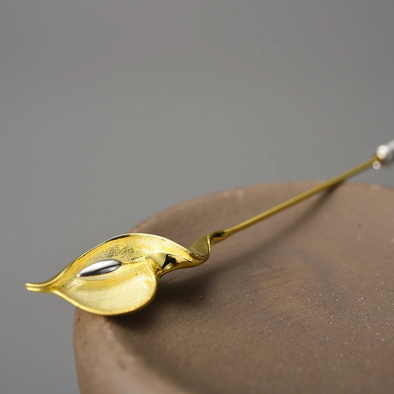 Calla Lily Brooch