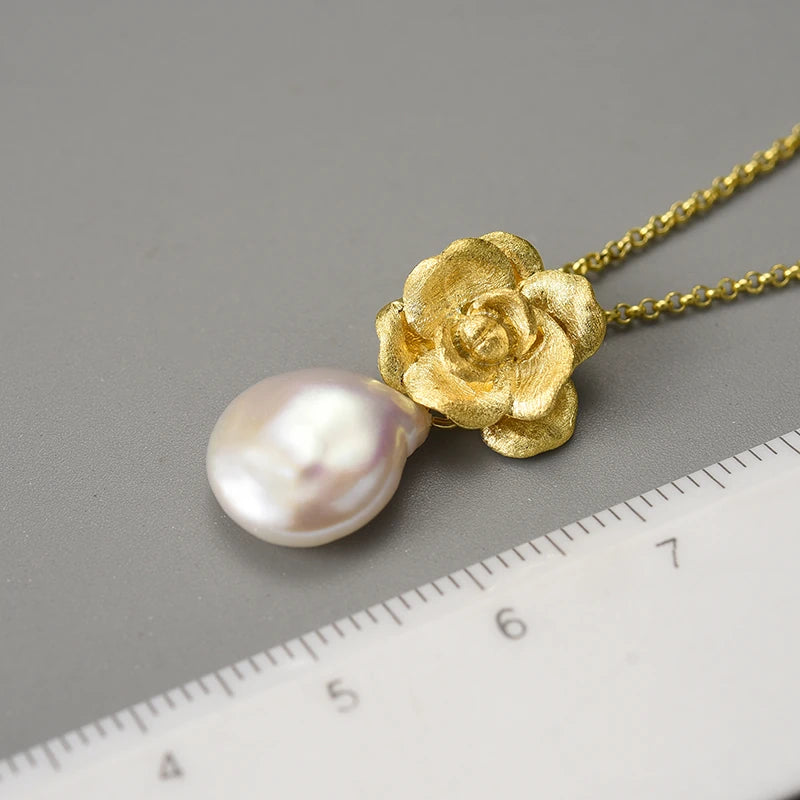Camellia Flower And Pearl Necklace