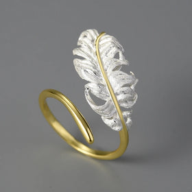 Lucky Goose Feather Ring