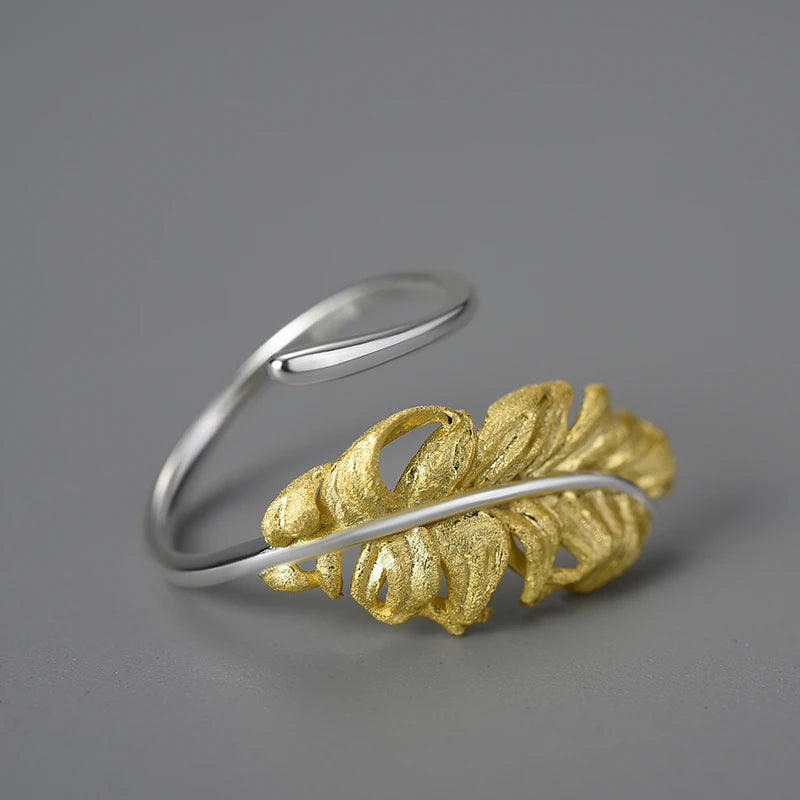 Lucky Goose Feather Ring
