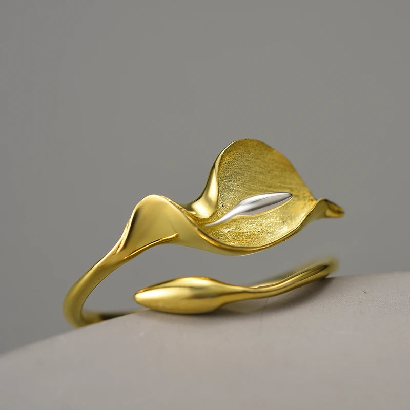 Calla Lily Flower Ring