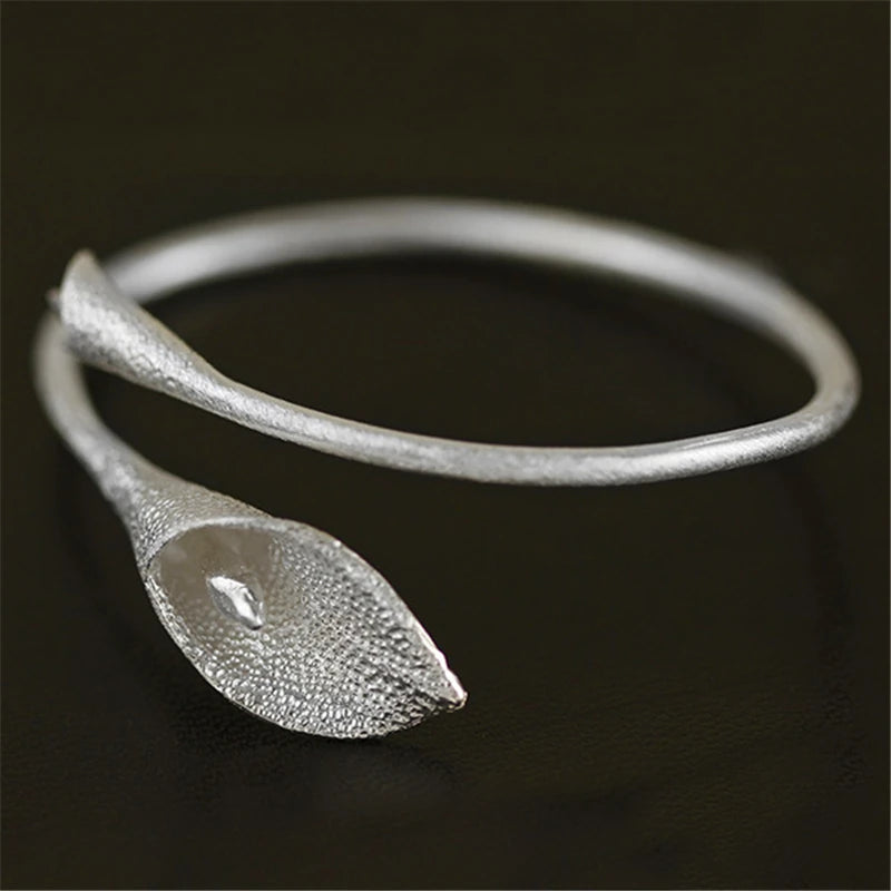 Calla Lily Bangle
