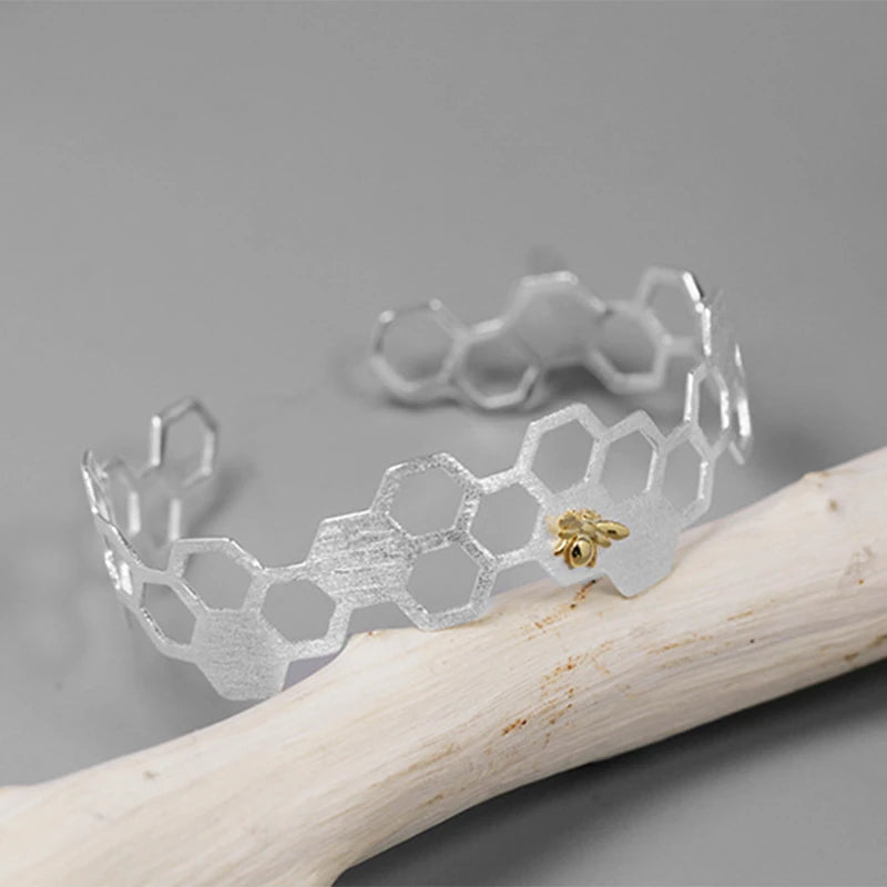 Golden Bee Honeycomb Bangle