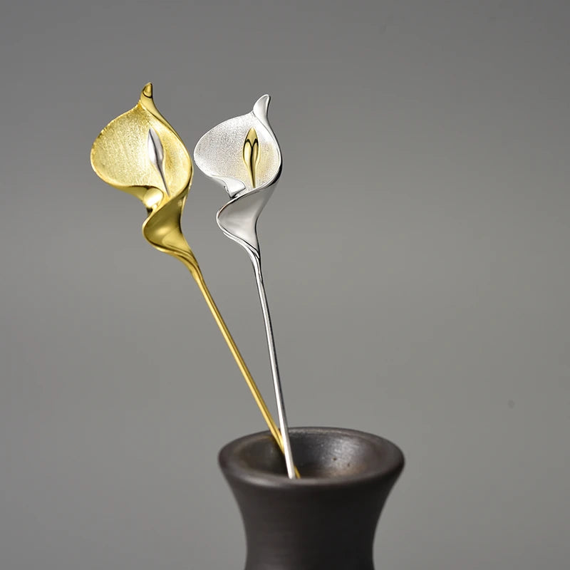 Calla Lily Brooch