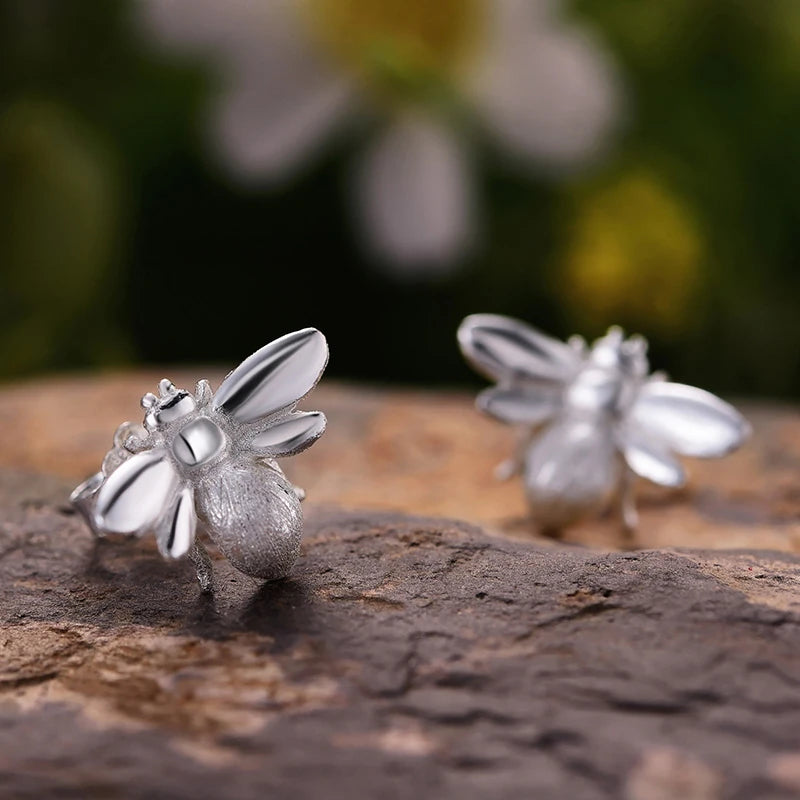 Bzz Bzz Stud Earrings