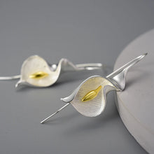 Calla Lily Flower Dangle Earrings