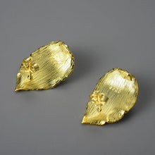 Pearl On A Leaf Stud Earrings