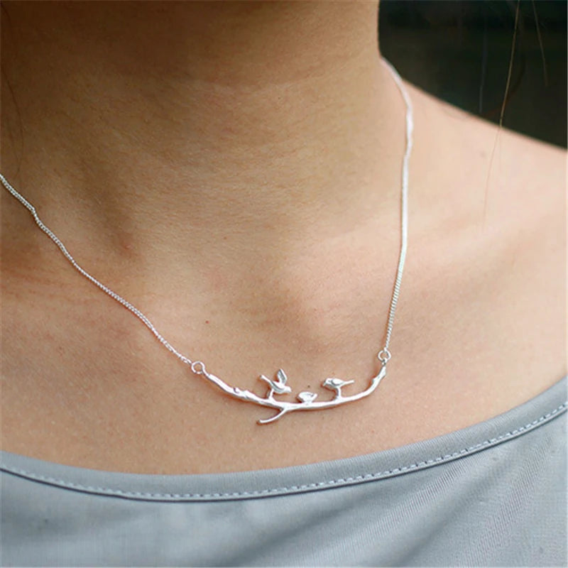 Home In The Willow Necklace