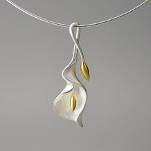 Calla Lily Flower Necklace