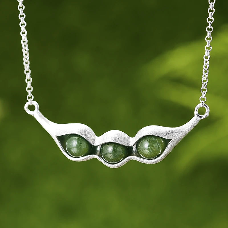 Peapod Aventurine Necklace