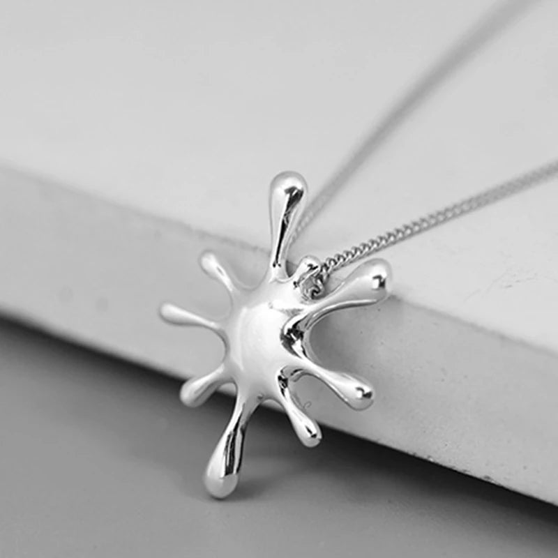 A Splash of Gold Necklace