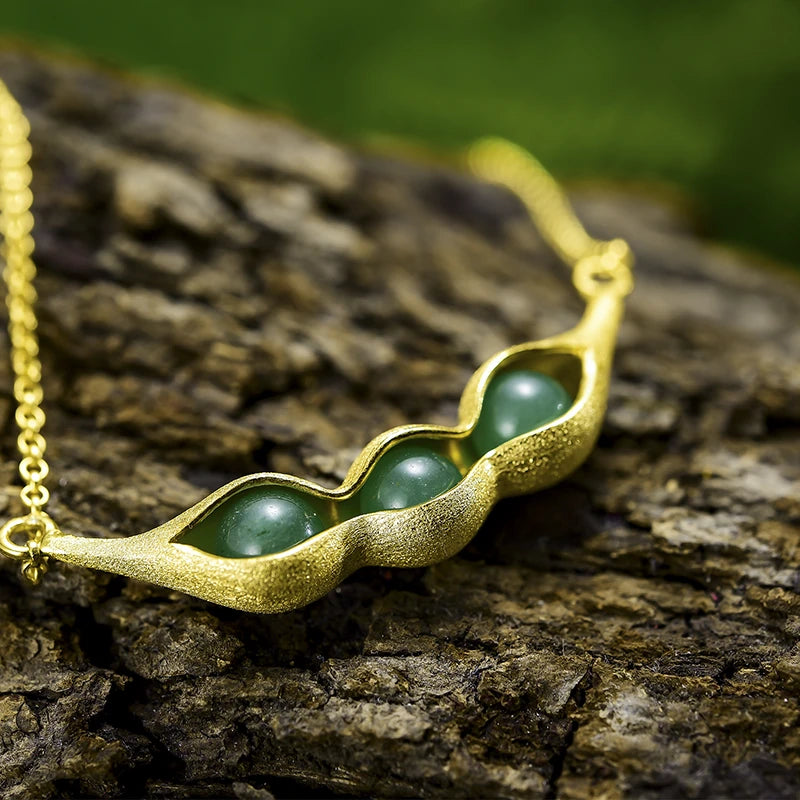Peapod Aventurine Necklace