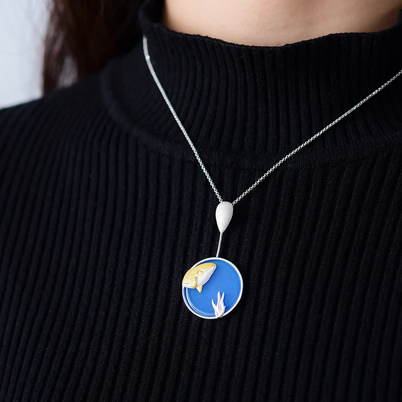 Mysteries Of The Deep Agate Necklace