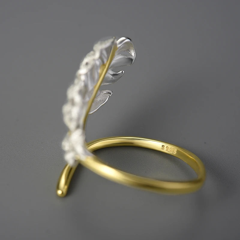 Lucky Goose Feather Ring
