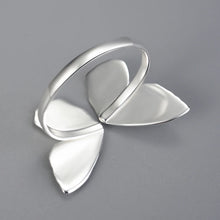Gentle Butterfly Wings Ring
