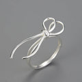 Elegant Knot Ring