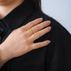 Elegant Knot Ring