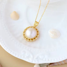 Sunburst Pearl Necklace