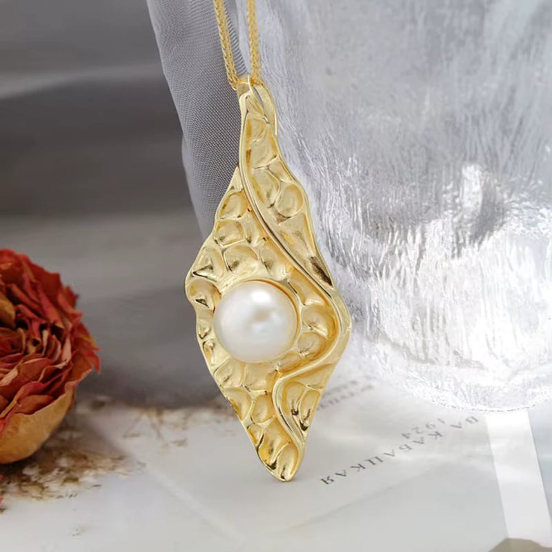 Textured Leaf Necklace