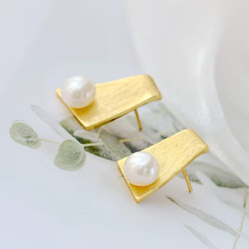 Tidefall Pearl Studs