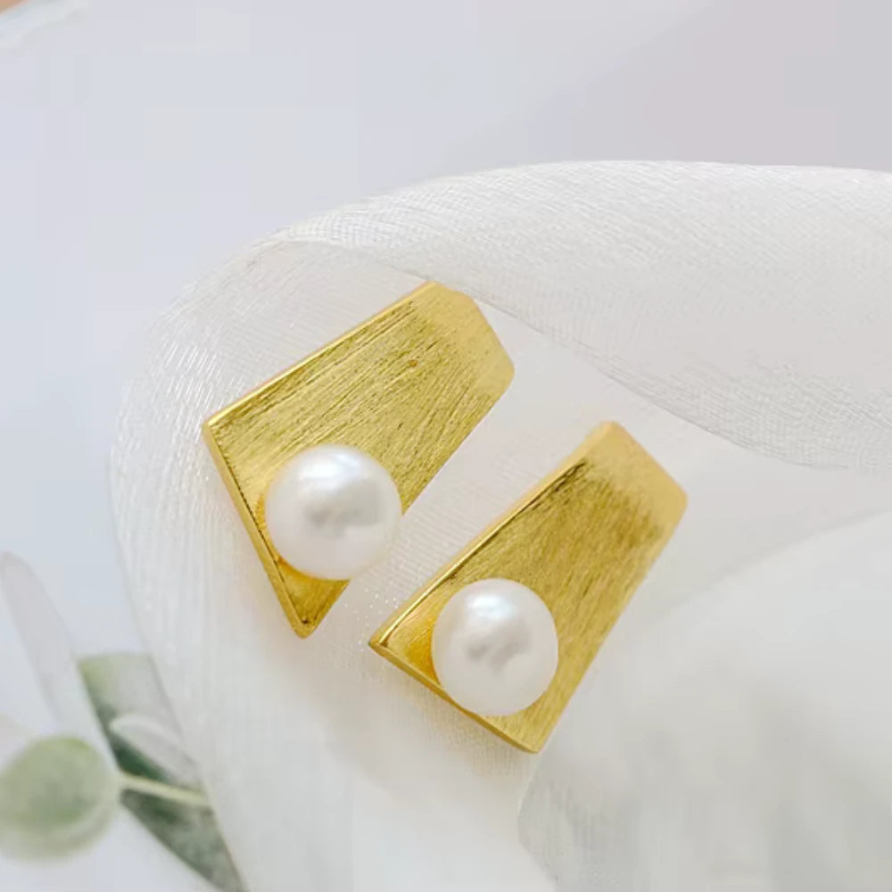 Tidefall Pearl Studs