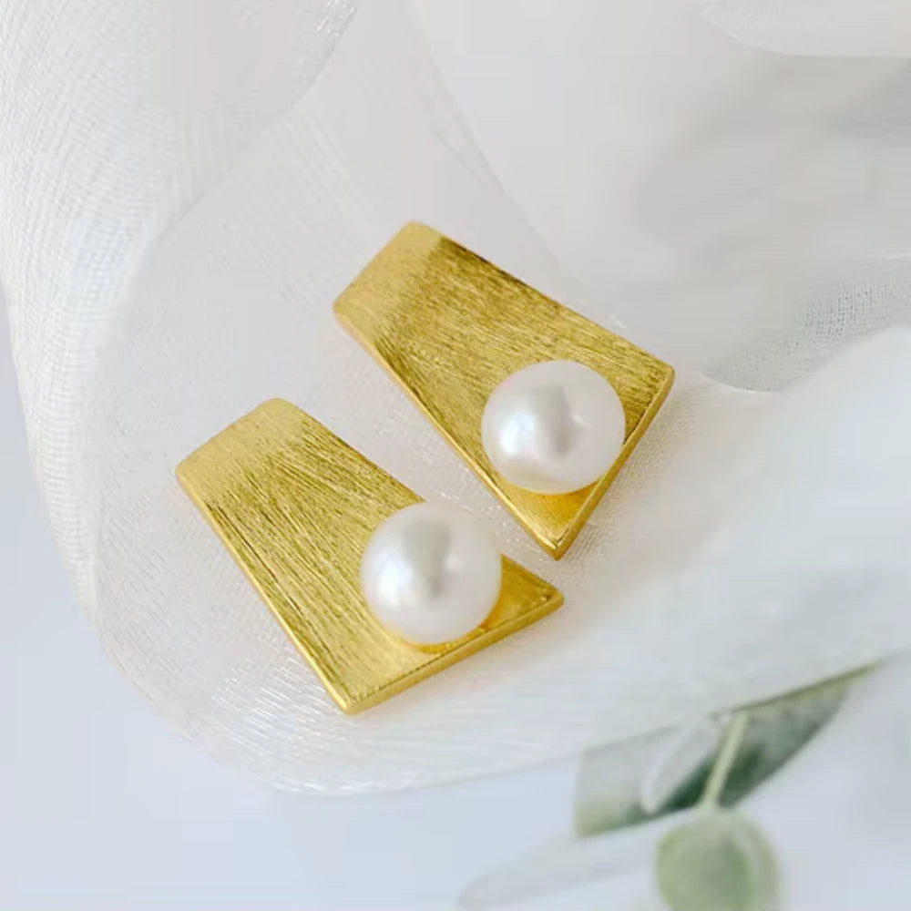 Tidefall Pearl Studs