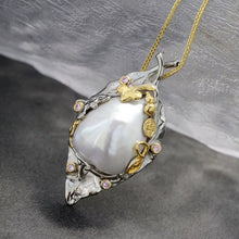 Twilight Thicket Pearl Necklace