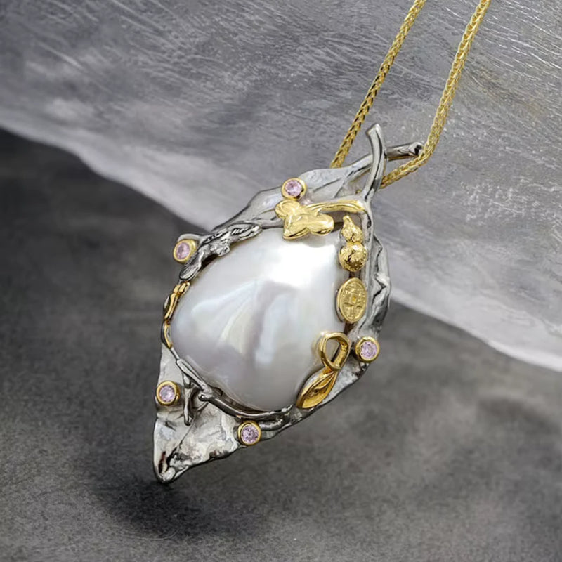 Twilight Thicket Pearl Necklace